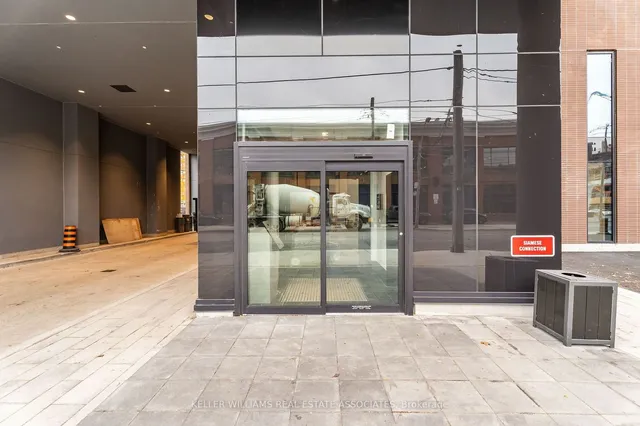 Additional image 2 of 270 Dufferin St Unit 329