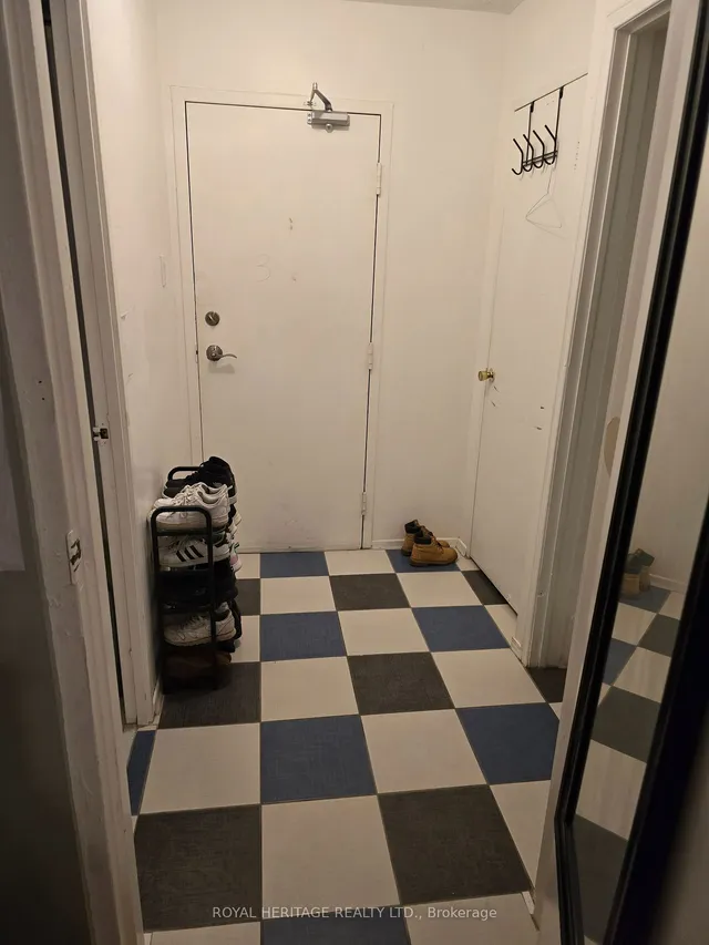 Additional image 18 of 4064 lawrence Ave Unit 208