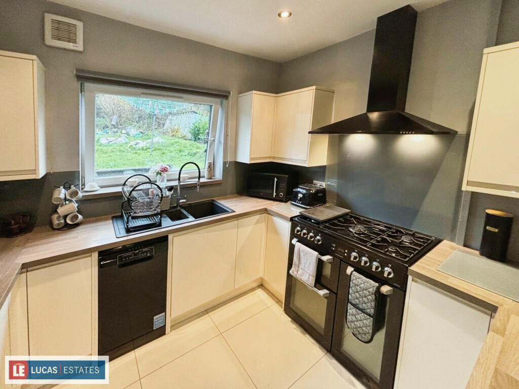 Additional image 9 of Maesycoed Terrace, Ystrad Mynach