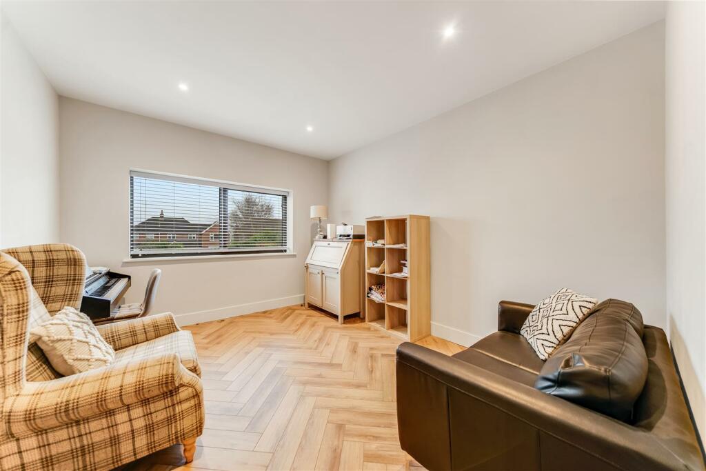 Additional image 17 of Oldfield Drive, Heswall, Wirral