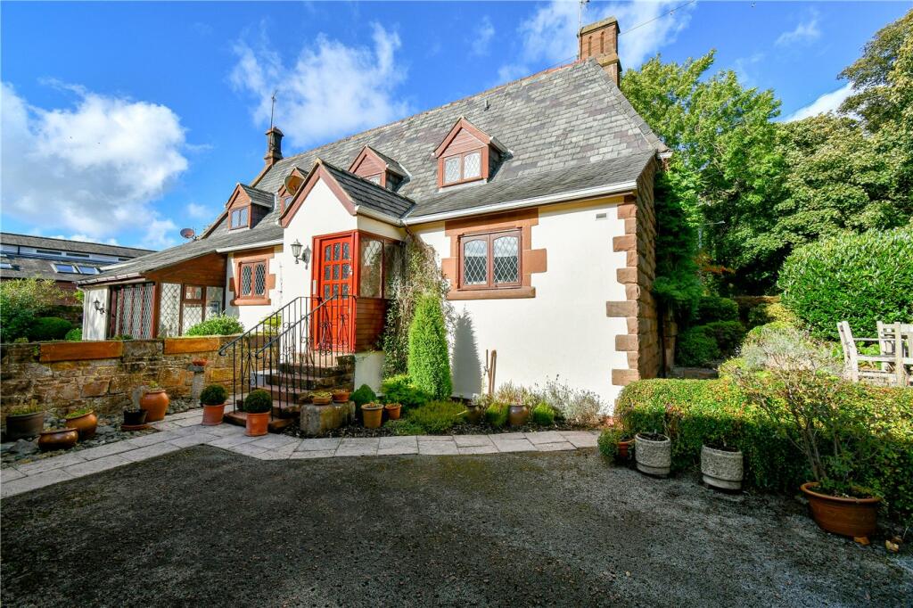 Station Road, Thurstaston, Wirral