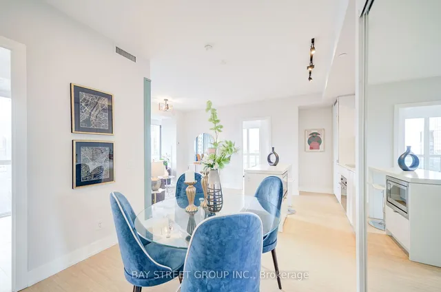 Additional image 17 of 7 Grenville St Unit 3211