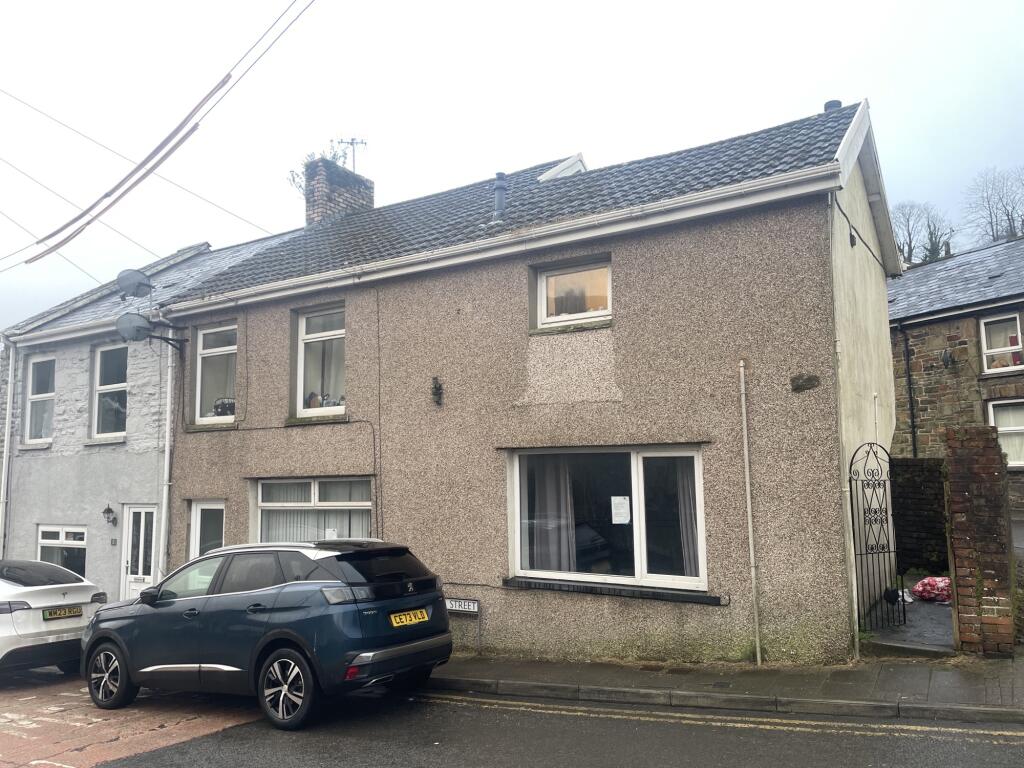 Flat 1, Gwalia Buildings, Commercial Street, Ogmore Vale, Bridgend, Bridgend CF32 7BL