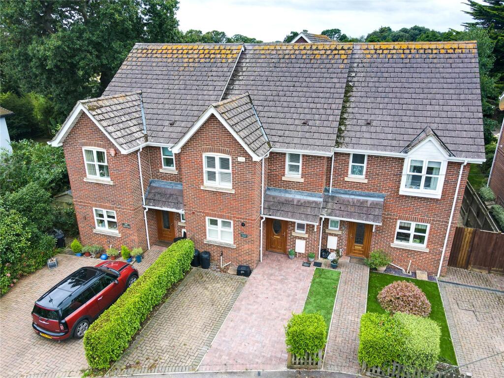 Additional image 17 of York Avenue, New Milton, Hampshire, BH25