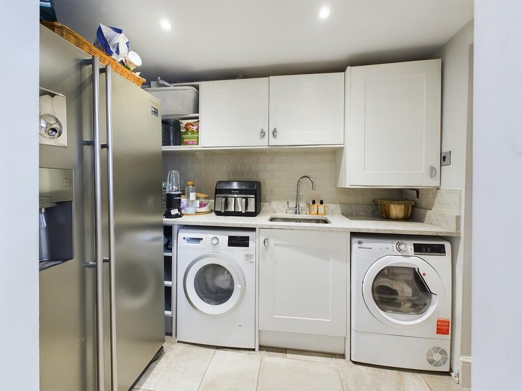 Additional image 9 of The Hawthornes, Wimbolds Trafford