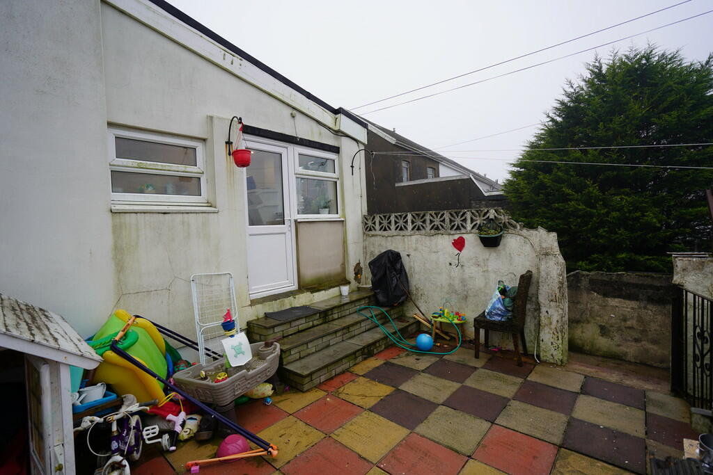 Additional image 24 of 53 Edward Street