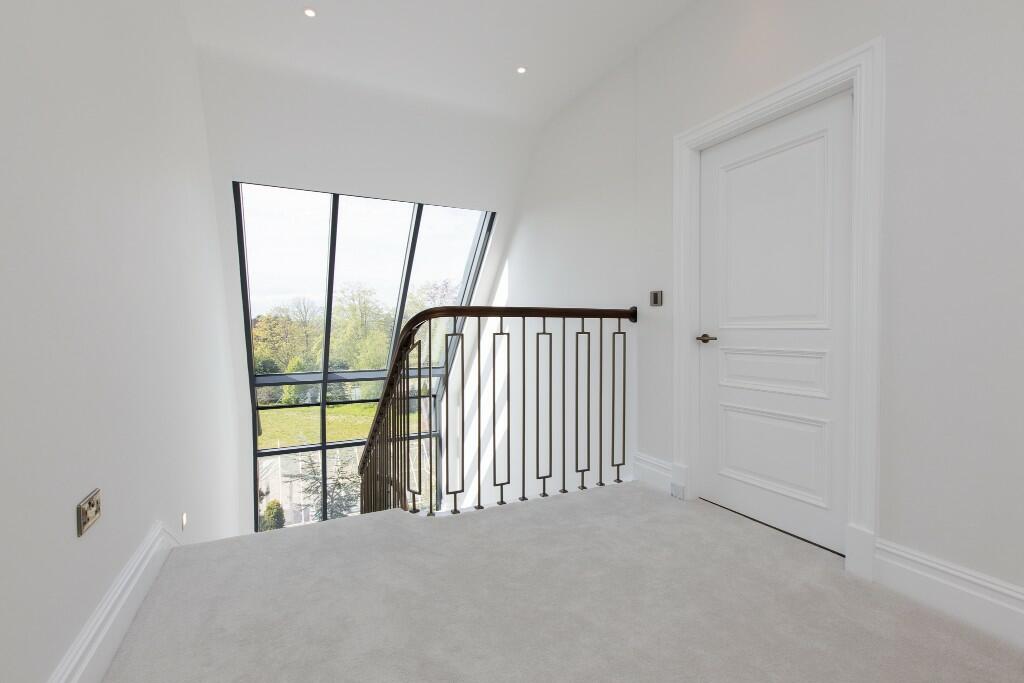 Additional image 32 of Croft Drive West, CH48