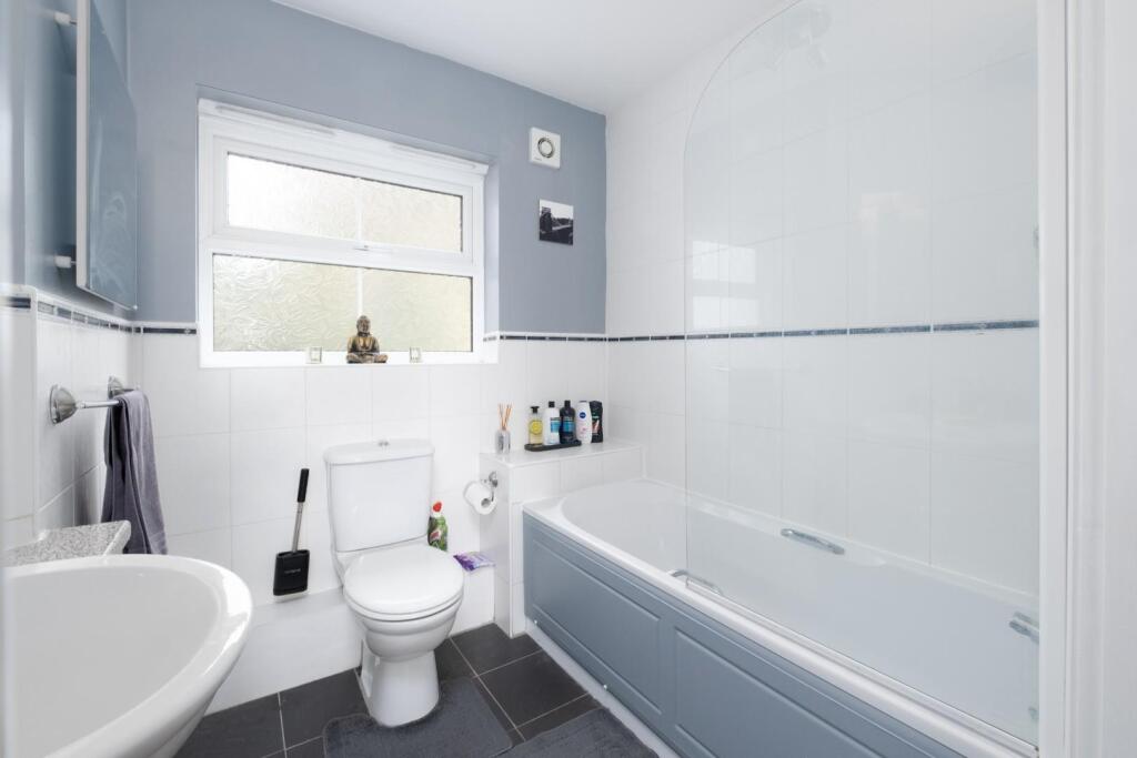 Additional image 13 of Bull Lane, St George