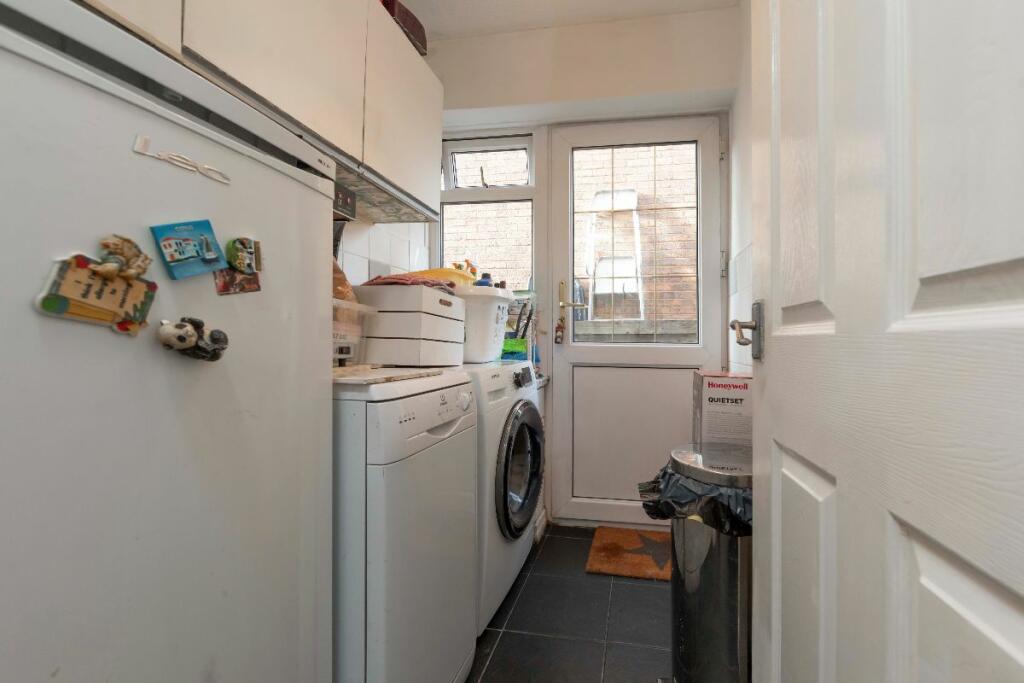 Additional image 14 of Beechcroft, Trelewis, Treharris