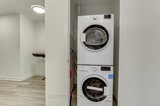 Additional image 19 of 15 Wellington St Unit 2204