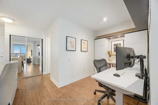 Additional image 6 of 29 Singer Crt Unit 908