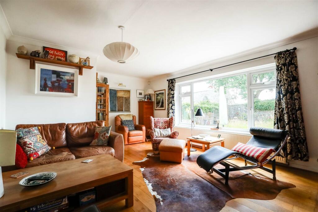 Additional image 12 of Tal Y Llyn, Castle Court, Llandough, Nr Cowbridge, Vale Of Glamorgan, CF71 7LZ