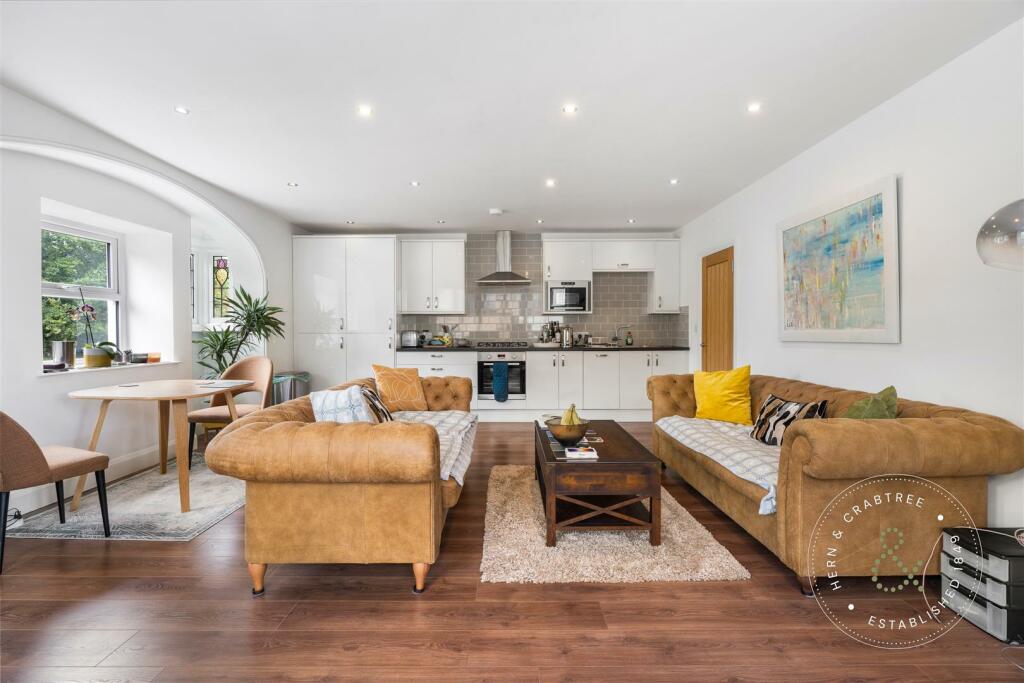 Additional image 3 of The Lawns, The Avenue, Llandaff, Cardiff