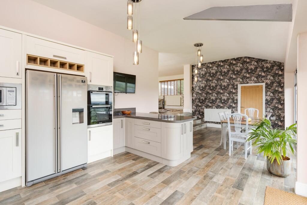 Additional image 18 of Hillcrest, Erw Hir, Llantrisant, Pontyclun