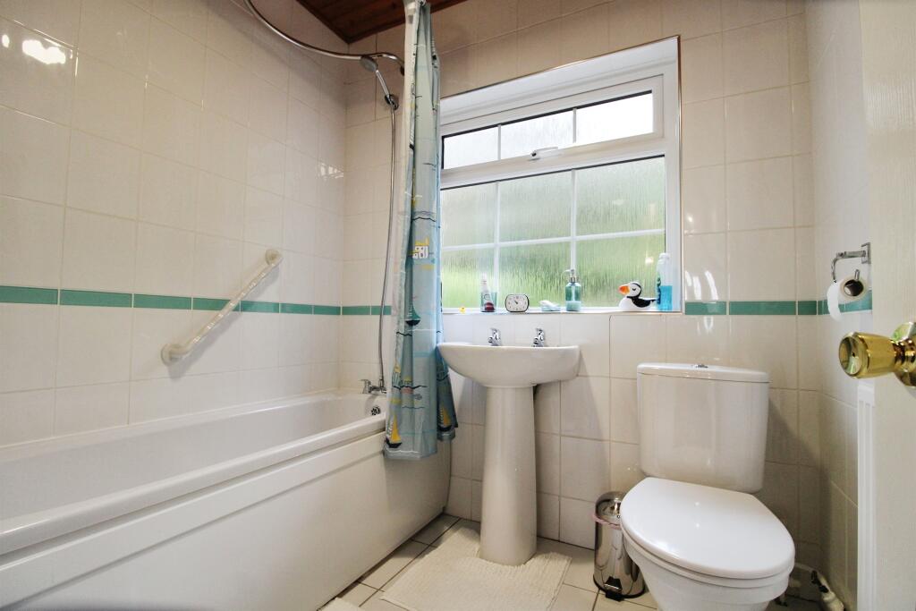 Additional image 28 of Erw Hir, Llantrisant, PONTYCLUN