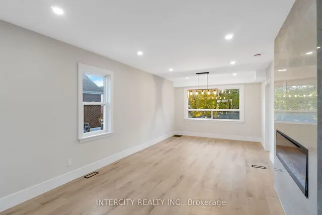 Additional image 5 of 560 Beach Blvd