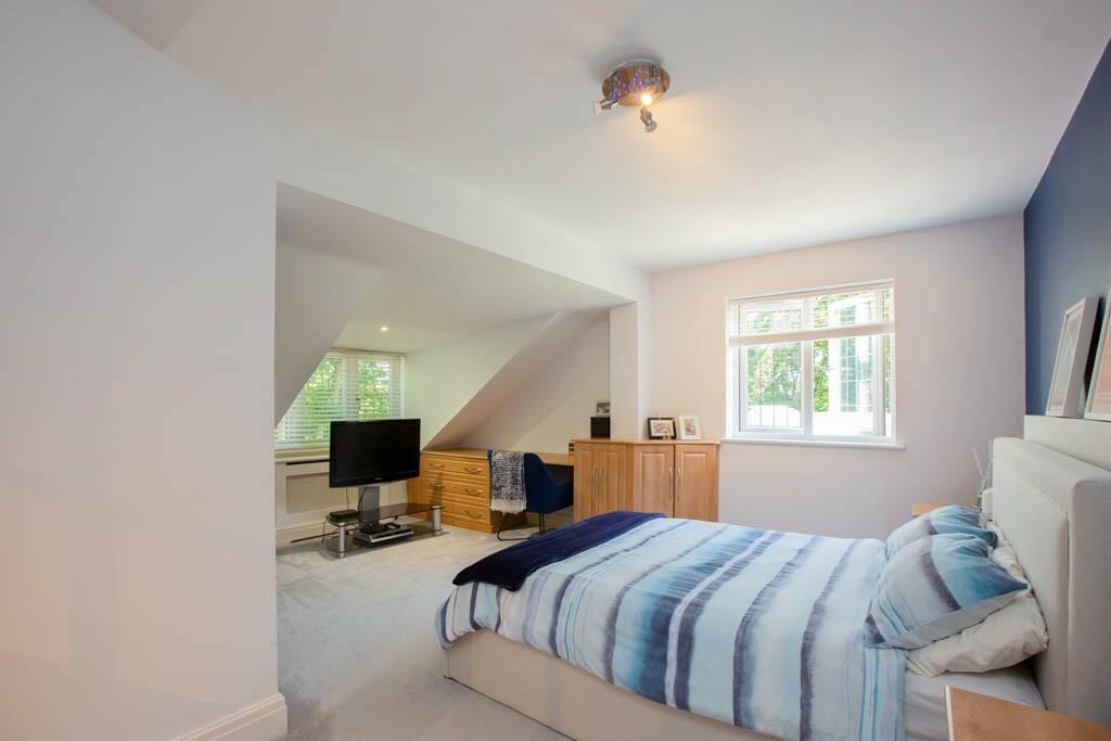 Additional image 45 of Kings Drive, CH48