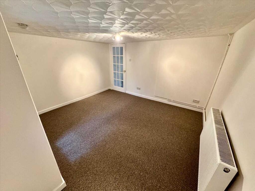 Additional image 5 of High Street, Porth