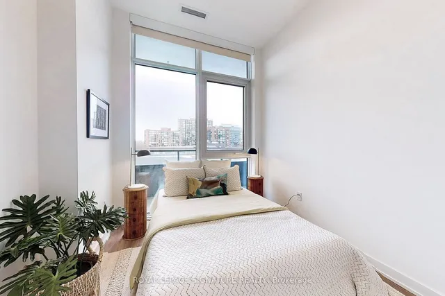 Additional image 18 of 9 Tecumseth St Unit 607