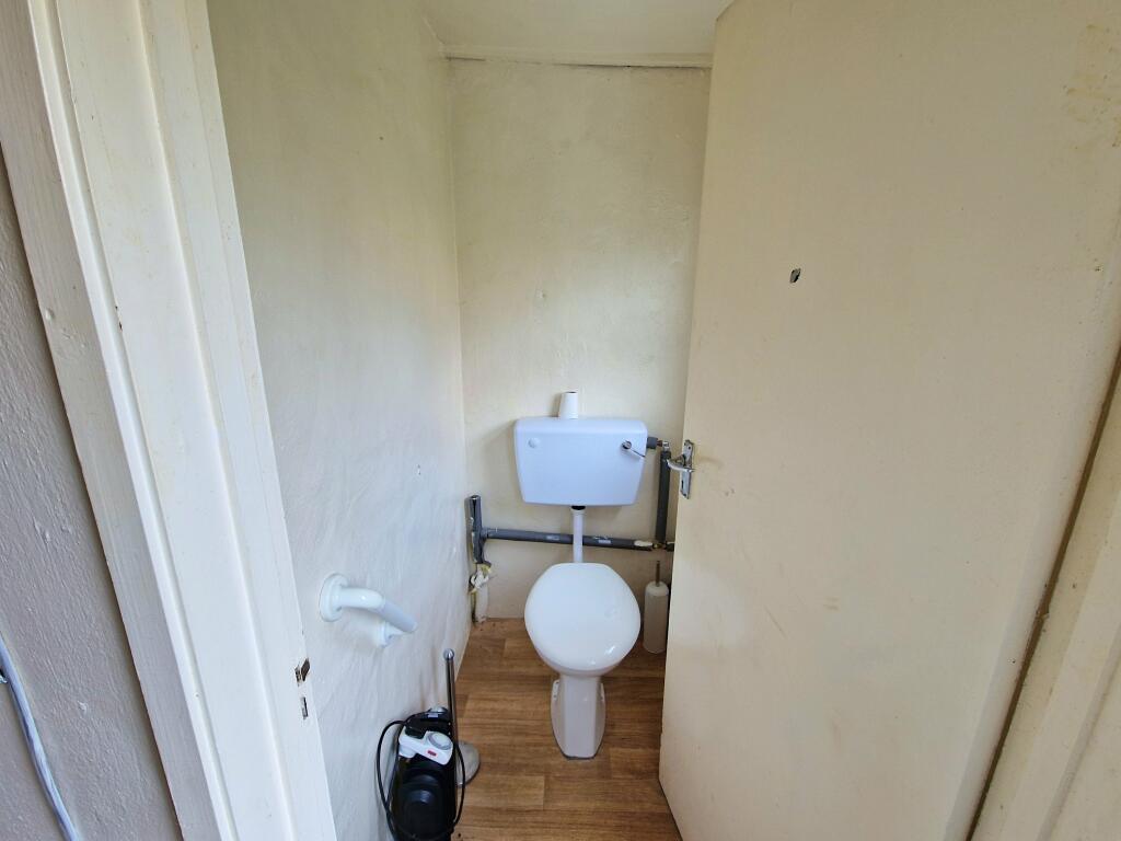 Additional image 9 of HOOKLAND ROAD, NEWTON, PORTHCAWL, CF36 5SF