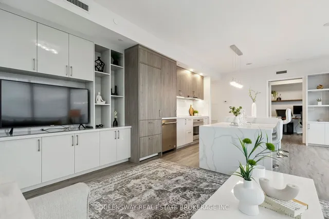 Additional image 9 of 1 Bloor St Unit 6706