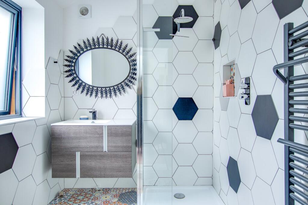 Additional image 12 of Chewton Common Road, Highcliffe, Christchurch, BH23