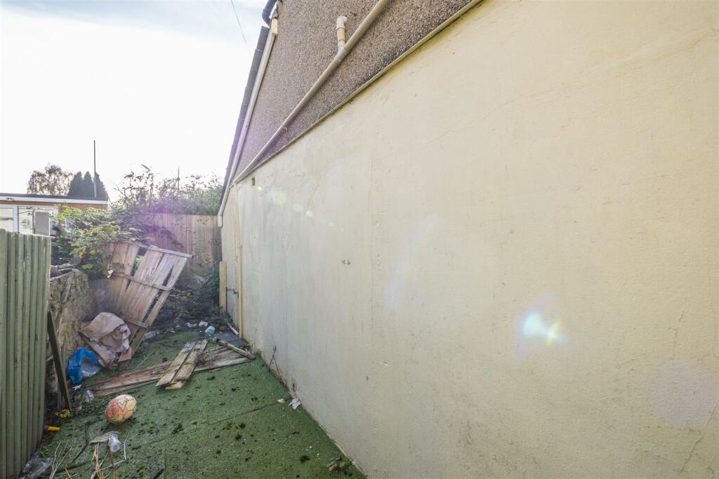 Additional image 24 of Holmes Street, Barry