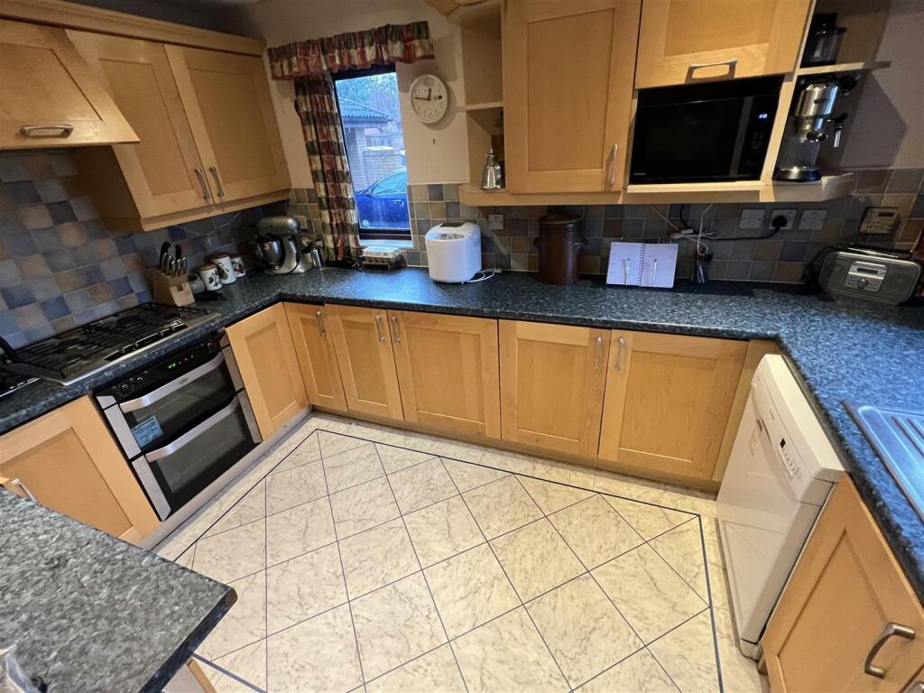 Additional image 6 of The Pines, Spital, Wirral