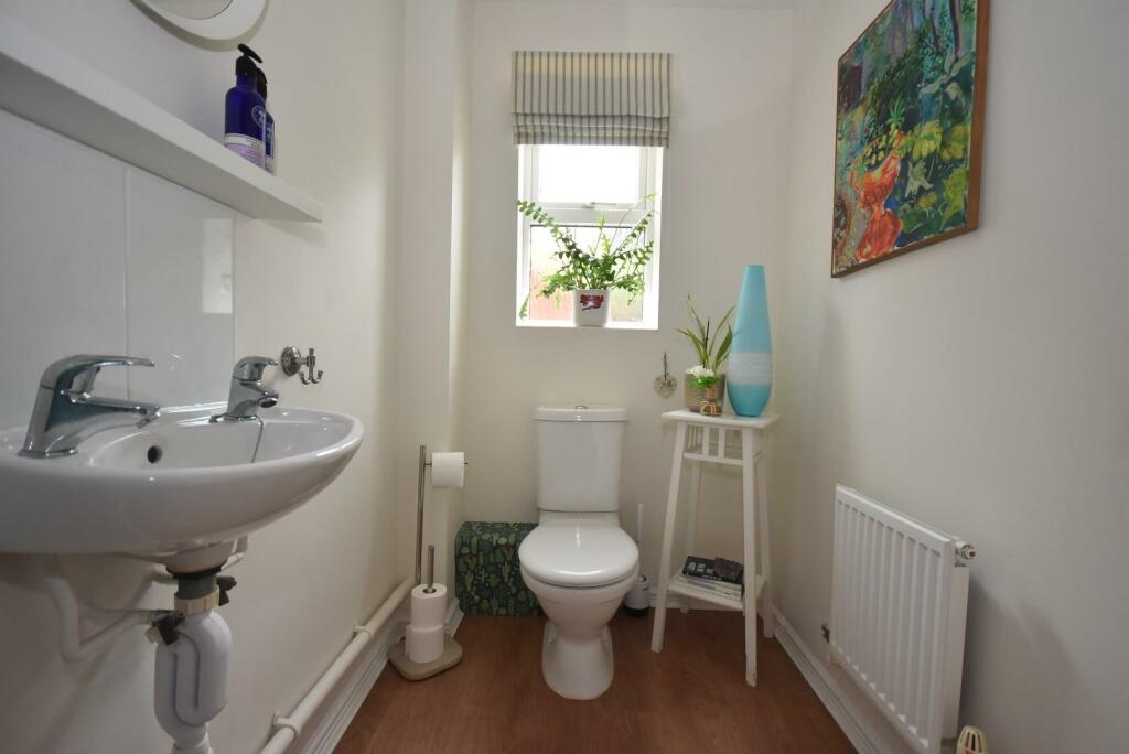 Additional image 8 of 2 Cae Canol, Penarth, CF64 3RF