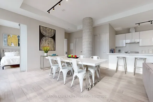 Additional image 11 of 458 Richmond St Unit 1702