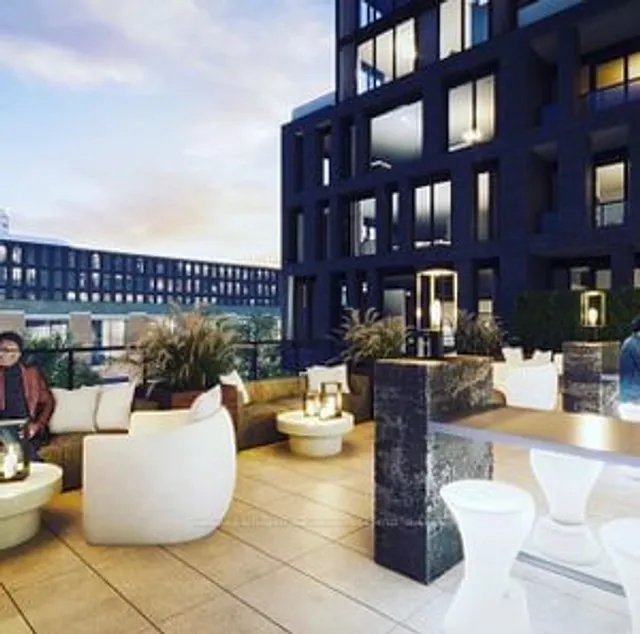 Additional image 5 of 270 Dufferin St Unit 1023