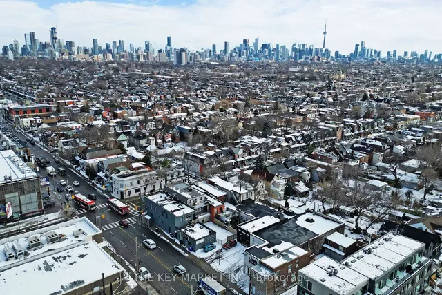 Additional image 40 of 1078 Dovercourt Rd