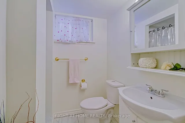 Additional image 16 of 130 Cultra Sq