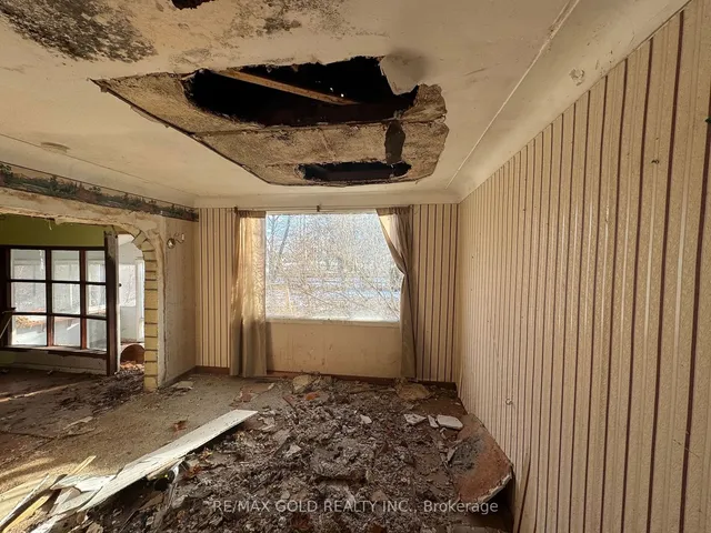 Additional image 18 of 1040 Brook View Ave