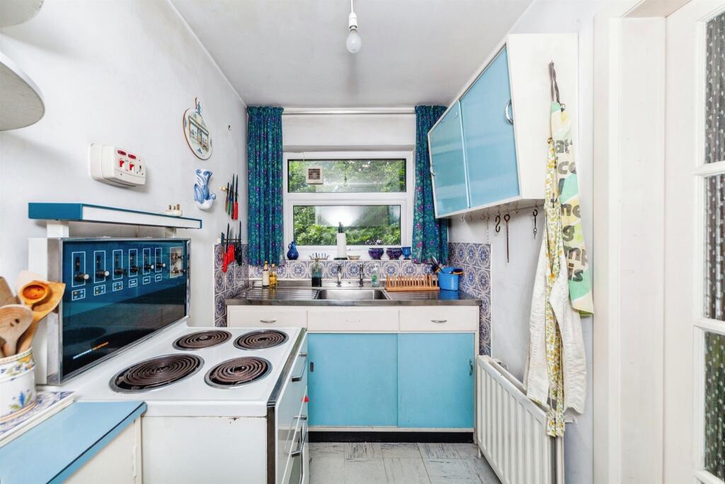 Additional image 7 of Abbots Park, Chester