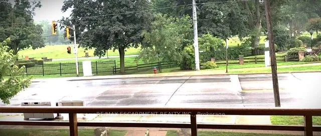 Additional image 9 of 1950 Main St Unit 206