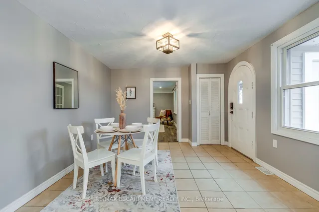 Additional image 14 of 8110 Chippewa Rd