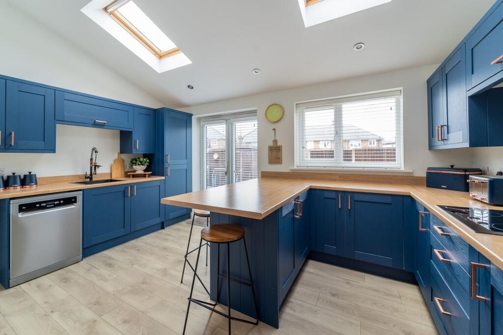 Additional image 2 of Queens Avenue, Flint, CH6