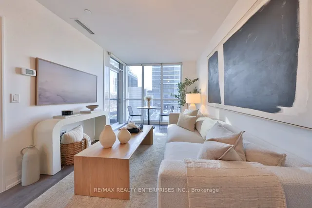 Additional image 8 of 9 Valhalla Inn Rd Unit 306