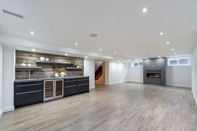 Additional image 34 of 28 Addison Cres