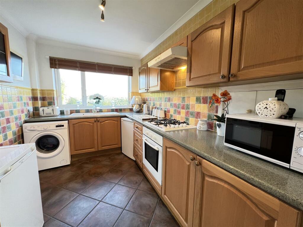 Additional image 9 of Fairoak Close, Landare
