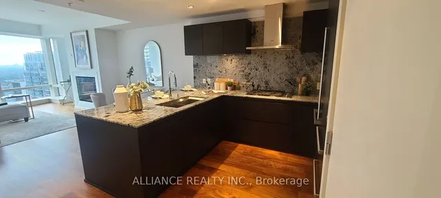 Additional image 10 of 180 University Ave Unit 4302