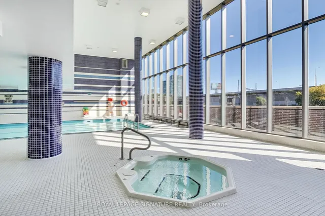 Additional image 30 of 59 East Liberty St Unit 1111