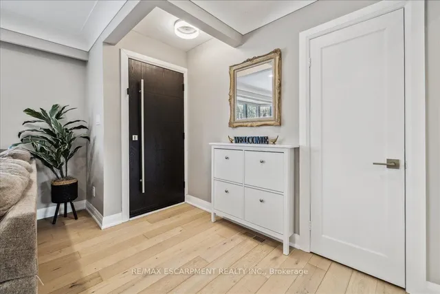 Additional image 3 of 1142 Stanley Dr