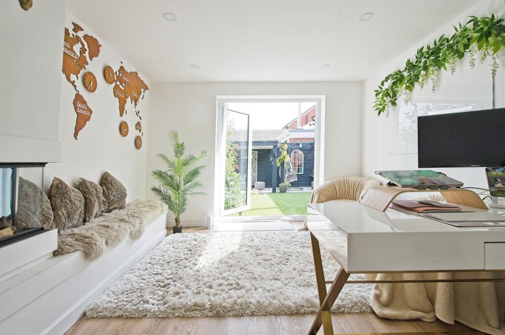 Additional image 16 of Maes Hedd, Llanilid, PONTYCLUN