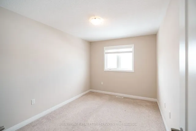 Additional image 11 of 116 Laguna Village Cres