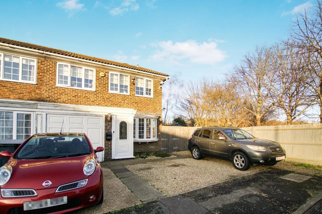 Lakelands Close, Eastbourne