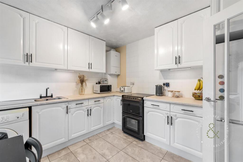 Additional image 6 of Dulwich Gardens, Cardiff