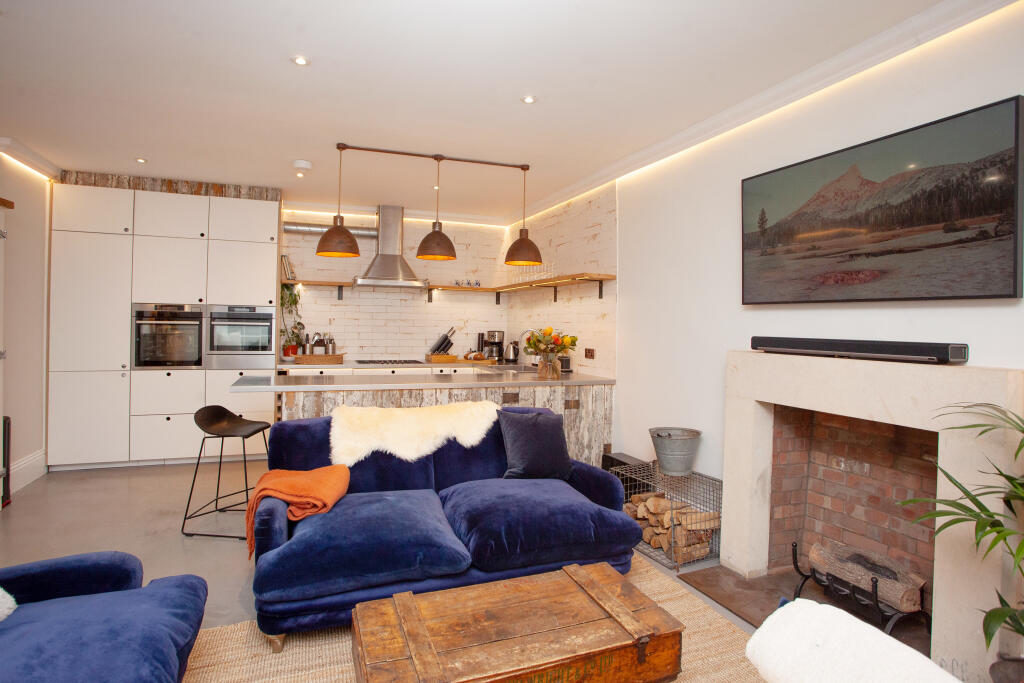 Additional image 2 of Royal York Crescent, Bristol, BS8