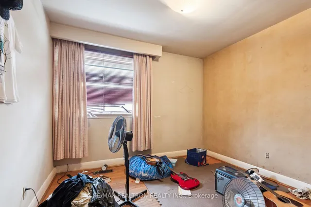 Additional image 22 of 201 Churchill Ave